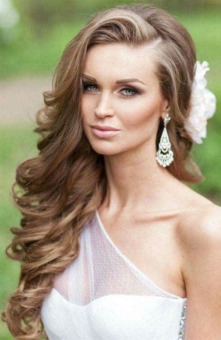 Hairstyles To The Side With Curls For Prom