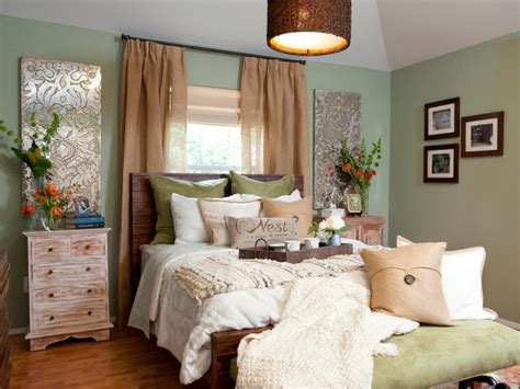 28 Tips For A Cozier Bedroom Hgtv Small Bedroom Colours Bedroom
