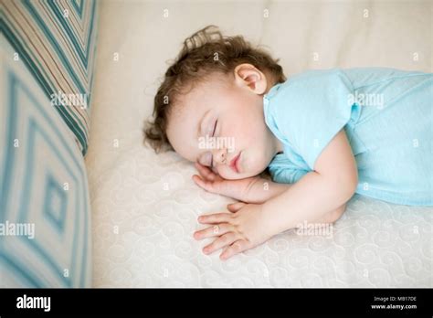 Child Dreams Hi Res Stock Photography And Images Alamy