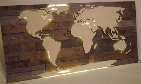 Schau dir unsere auswahl an weltkarte beleuchtet an, um die tollsten einzigartigen oder spezialgefertigten handgemachten. Beleuchtete 3D-Weltkarte aus Holz (Vintage-Look ...