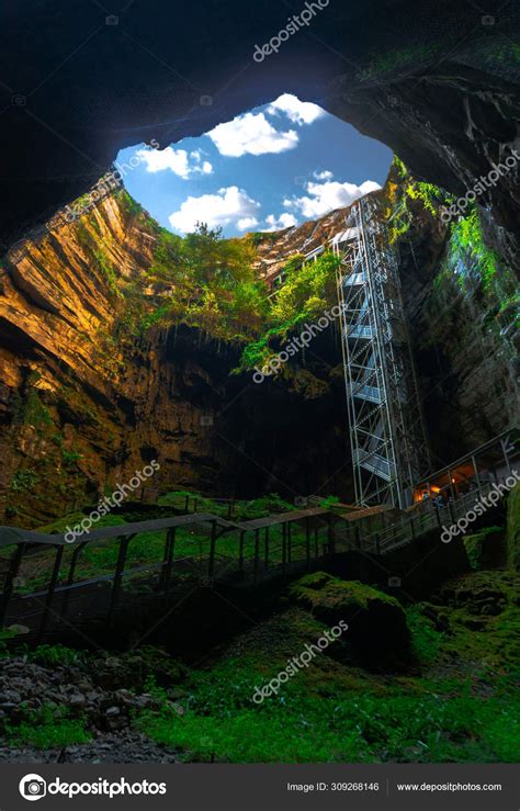 Gouffre Padirac Cave France — Stock Photo © Trstok 309268146