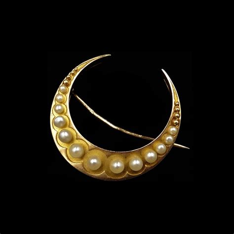 Antique Victorian Pearl Crescent Moon 15ct 15k Yellow Gold Brooch Pin