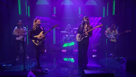 Watch Wet Leg Make Their Us Tv Debut On ‘late Night With Seth Meyers