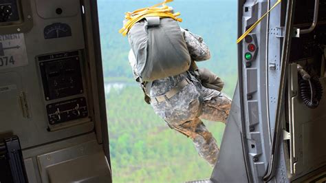 Us Paratroopers Hypnotic Static Line Jump From C 17 And C 130 Youtube