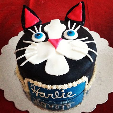 Black Cat Cake Cat Theme Birthday Pinterest