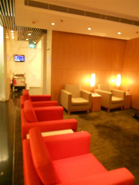 Inside The Cathay Pacific Arrival Lounge At Hkg Angelina Travels
