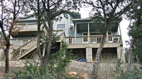 The sight of punderson manor lodge and conference center is like that of a fairytale cottage. VRBO.com #423720 - Lovely, Deep Waterfront Home on the ...
