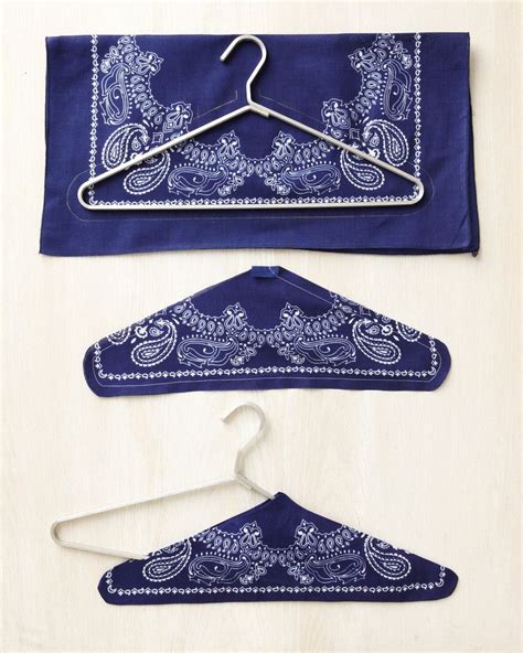 15 Ways To Repurpose Clothes Hangers Small Sewing Projects Fabric