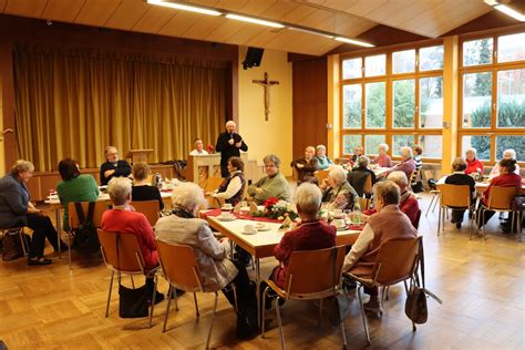 Katholische Kirchengemeinde St Michael Amberg Agape Feier Der Senioren