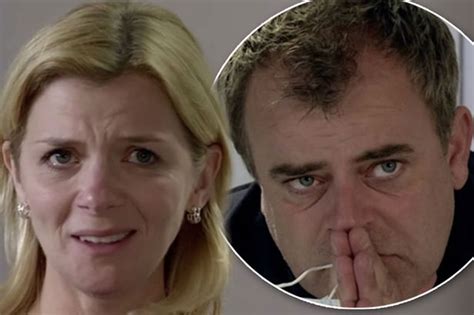 Coronation Street Fans In Hysterics Over Kirks Bizarre Face Covering