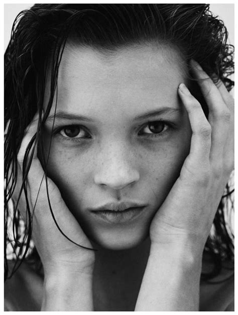 Jake Chessum Kate Moss At 16 Close Up Une Inconnue Kate Moss à 16