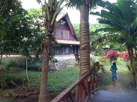 Hike To The Waterfalls Picture Of Papageno Resort Kadavu Island