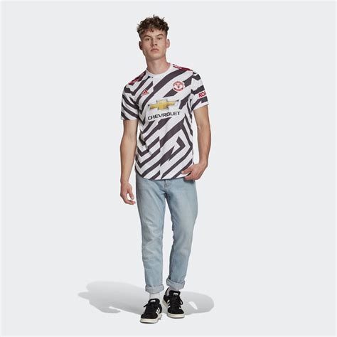Manchester united are one of the most prestigious, respected and feared teams in world football. Manchester United 2020-21 Adidas Third Kit | 20/21 Kits ...