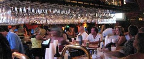 The Insider's Guide to Dress Code for Pubs in Broward County, FL