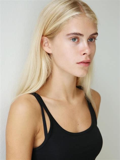 Louisa Models 2015 Polaroidsportraits Polaroidsdigitals Model