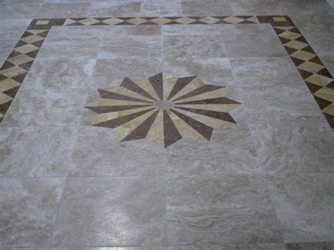 Marble bathroom floors with mat design pattern. How to Choose Marble for Flooring with Smart Tips Guide ...