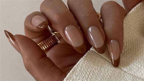 “fall French Nails” Sind Die Angesagteste Variante Des Maniküre