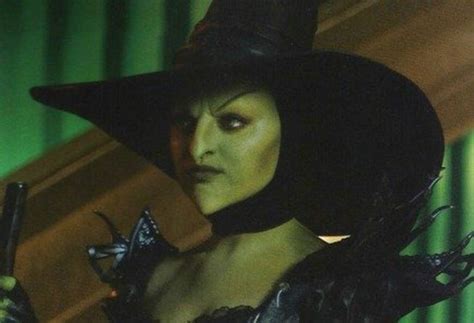 Make Your Own Wicked Witch Of The West Costume Diy Halloween Costume