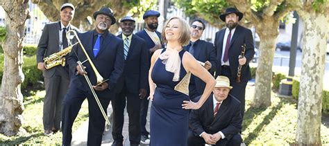 Lavay Smith And Her Red Hot Skillet Lickers Live On The Waterfront