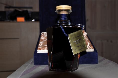 As a blend true to its original style since 1912, cordon bleu has become the legendary cognac in martell xo category. Martell Cordon Bleu Baccarat Decanter to buy | Cognac ...