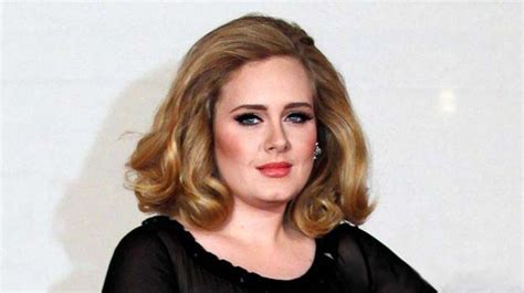 Adele Pregnant Her First Child