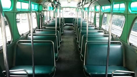 Cta Vintage Buses 8 New Look Gmc Fishbowl Bus Interior L Flickr