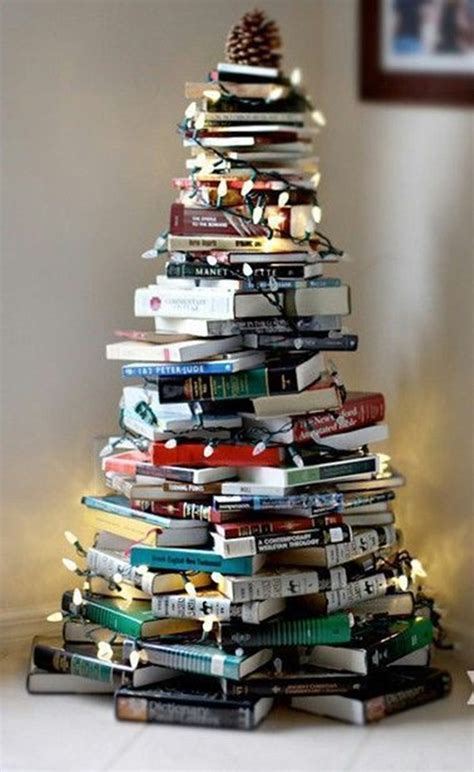 Kamu bisa meniru ide kreasi pohon natal bertema silver ini. Kreasi Pohon Natal Tkpaud : D94ov9h2g2t0fm : Mendekorasi ruangan dengan pohon natal yang terbuat ...