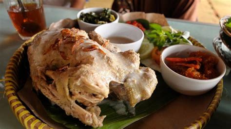 Download mudah ungkep ayam praktis pakai bumbu racik fried chicken. Resep Ayam Ingkung Jawa - Lifestyle Fimela.com