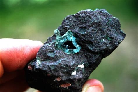 Where To Find Michigan Greenstone And Identify It Rock Seeker