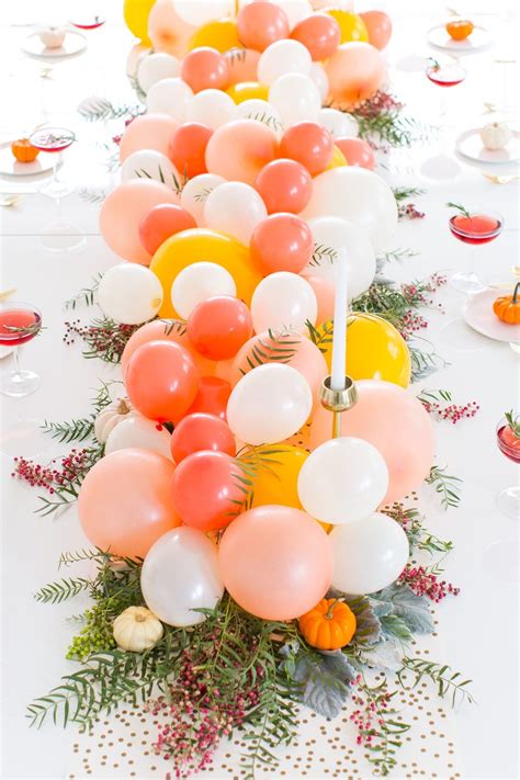 How to decorate a room for wife's birthday, balloon decoration romantic room decoration ideas for birthday, anniversary, wedding night, marriage proposal. 15 Ways to Decorate a Table with a Balloon Centerpiece on ...