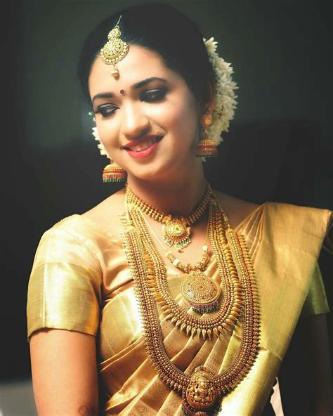 Zevaremporiumjadaujewellerypolkijewellry Kerala Bride Wedding Saree Indian Bridal