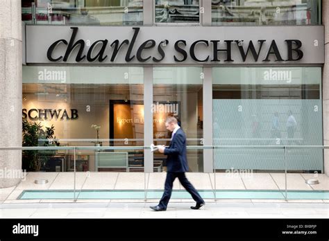 Store Of The Financial Services And Real Estate Agent Charles Schwab In
