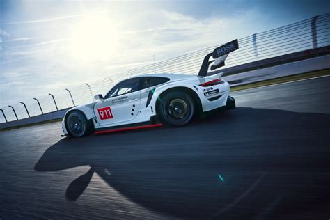 Voici La Nouvelle Porsche 911 Rsr Autohebdo