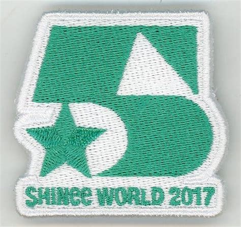 Badge Pins Male Shinee Pin Badge 5 「 Shinee World 2017 ～ Five