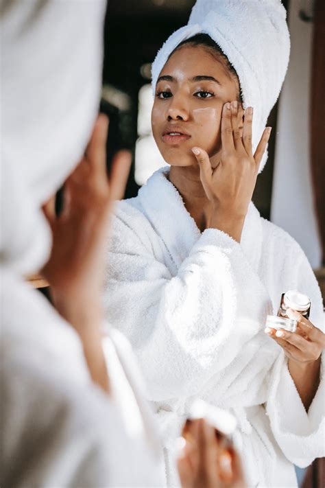 The Best Skin Care Products And Tips For Women Over 35