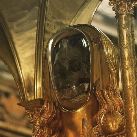 Mary Magdalene Skull Dna Art Bussines
