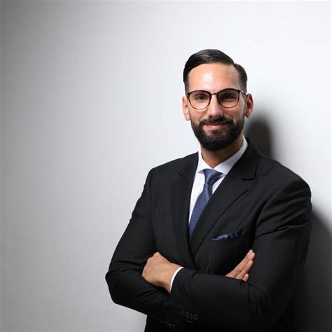 Since 2008 it is part of the french crédit mutuel bank group. Patrick Ries - Vermögensberater, Cluster Frankfurt ...