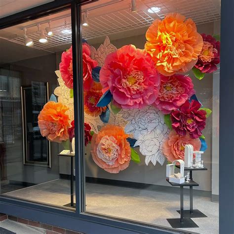 Floral Window Display Ideas
