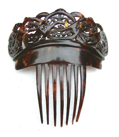 Comb My Hair In Spanish - Victorian Carved Faux Tortoiseshell Spanish Mantilla Comb Hair