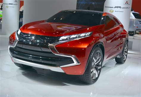 Mitsubishi Concept Xr Phev Le Futur Asx Vroombe