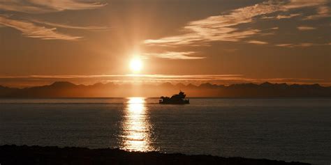 The Golden Autumn In Svalbard Visit Svalbard