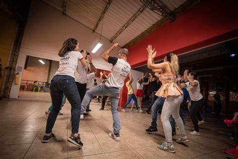 Las 10 Mejores Academias De Baile En Medellín Con Variedad De Ritmos