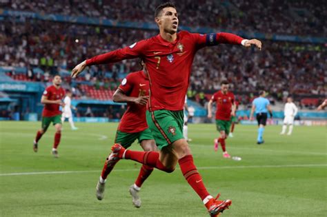 … jaroslav silhavy cuối cùng đã tìm thấy sân khấu mà anh ấy xứng đáng tại euro 2020 khi xây dựng một trong những đội bóng … Bảng xếp hạng Vua phá lưới EURO 2021: Cuộc đua kịch tính - Tin nhanh xứ nghệ