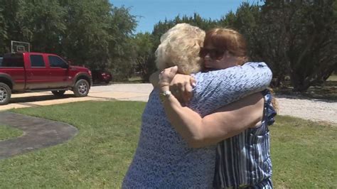 Mom And Daughter Have Emotional Reunion After Years Video Abc News