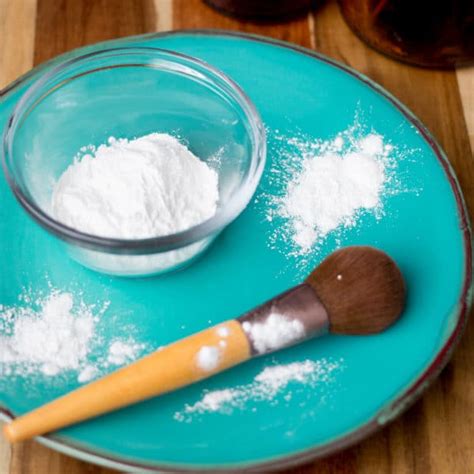 Application charcoal mask without glue. DIY Charcoal Mask (Without Glue) - For Acne and Clogged Pores