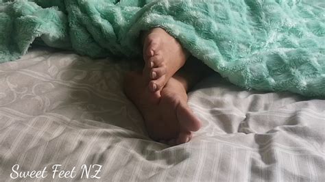 Perving At Her Feet While She Sleeps Sweetfeetnz Youtube