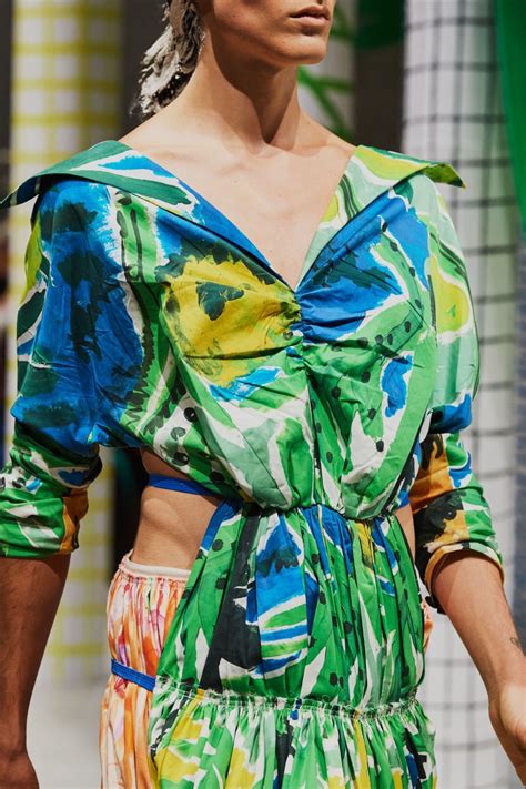 Best Springsummer 2020 Runway Looks Page 3 Trendy