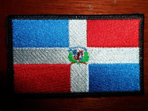 Escudo Parche Bordado Bandera Republica Dominicana 7000 En Mercado