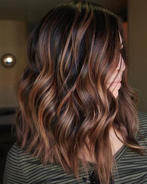 You may also go for a softer caramel look, if you don't wish to venture for a bold color treatment. 60 Looks with Caramel Highlights on Brown and Dark Brown Hair