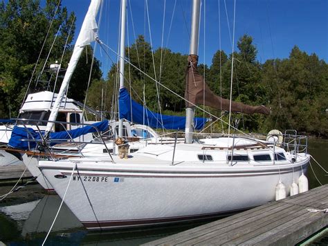 1980 Catalina 30 Sail Boat For Sale
